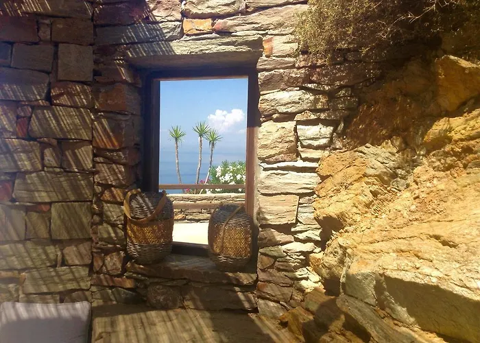 Aqua Marina Vourkárion